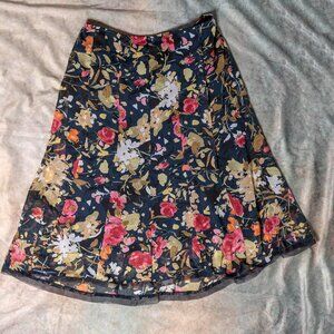 RQT Petite Black and Rose Floral Pleated Sheer Midi Skirt - 6P